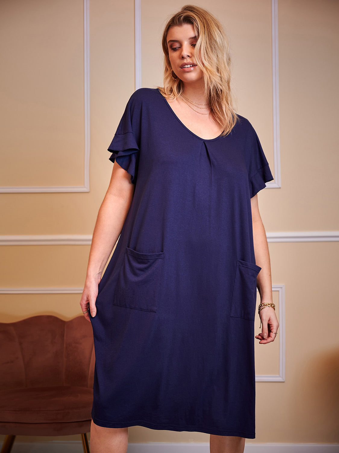 Plus Size Round Neck Short Sleeve Lounge Dress Trendsi